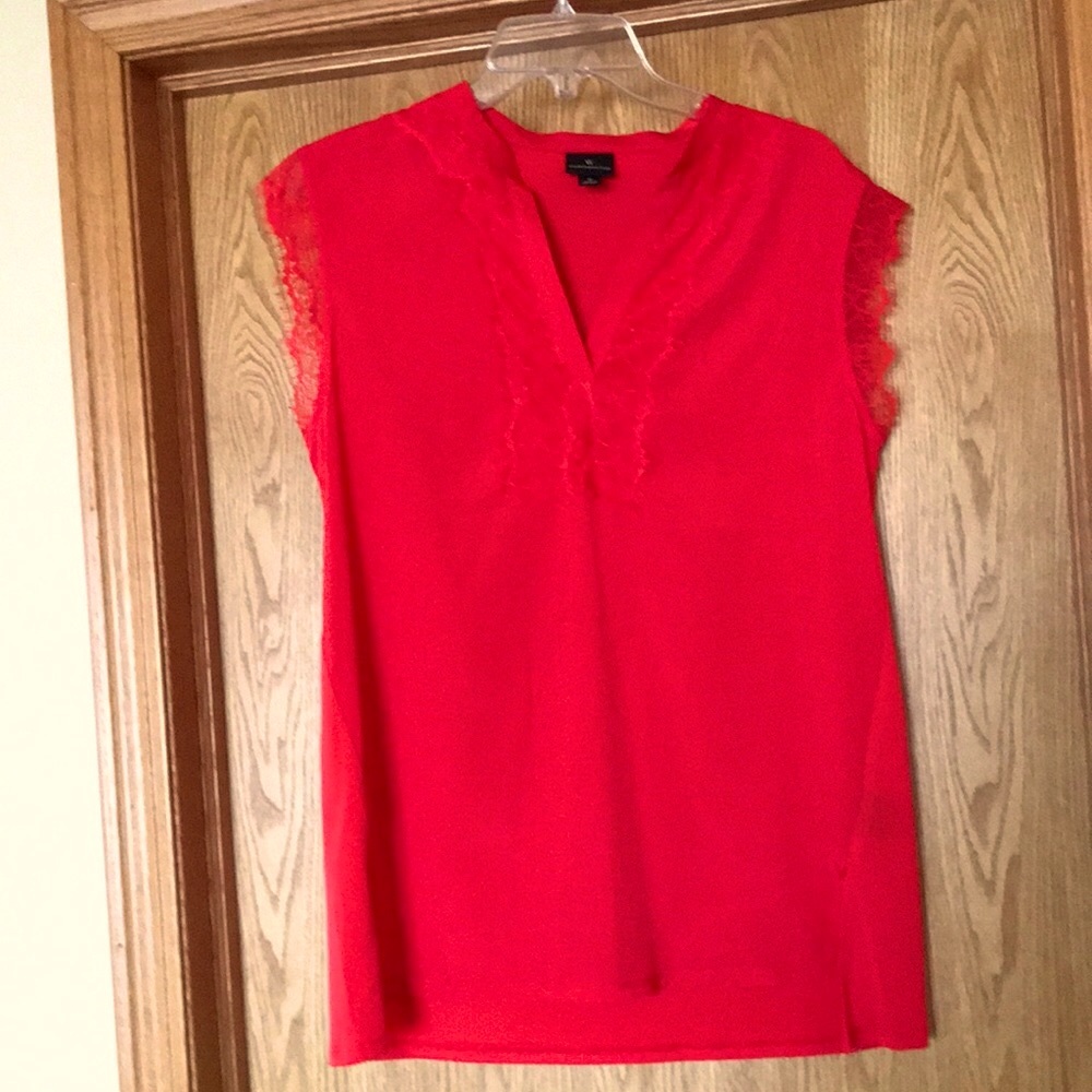 New MEDIUM split v neck fringe lace trim sleeveless top blouse bright red